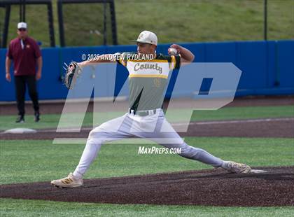 Thumbnail 3 in Pueblo County vs. Windsor (CHSAA 4A Round2) photogallery.