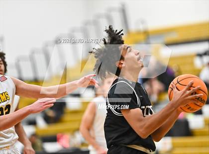 Thumbnail 3 in Pueblo South vs Green Mountain photogallery.