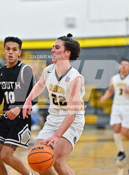 Thumbnail 2 in Pueblo South vs Green Mountain photogallery.