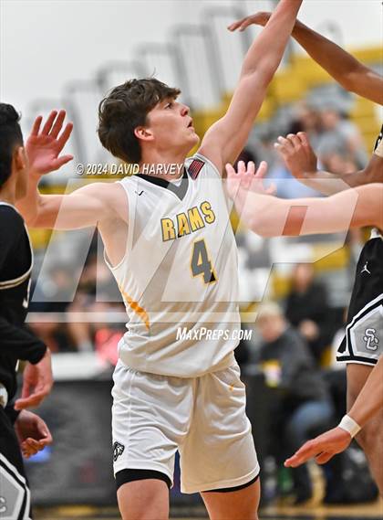 Thumbnail 1 in Pueblo South vs Green Mountain photogallery.