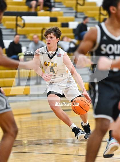 Thumbnail 2 in Pueblo South vs Green Mountain photogallery.