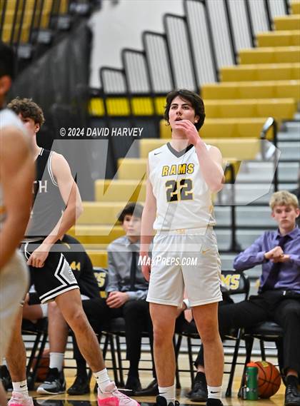 Thumbnail 2 in Pueblo South vs Green Mountain photogallery.