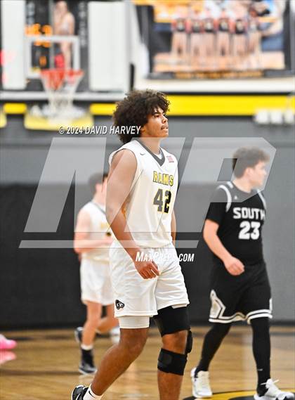 Thumbnail 2 in Pueblo South vs Green Mountain photogallery.