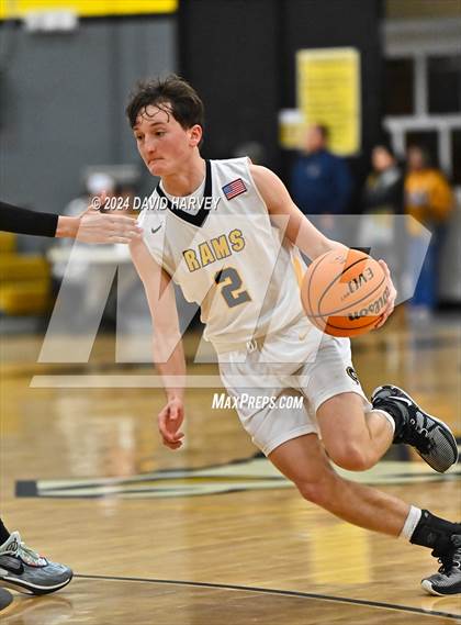 Thumbnail 2 in Pueblo South vs Green Mountain photogallery.