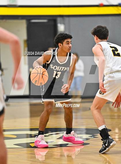 Thumbnail 1 in Pueblo South vs Green Mountain photogallery.