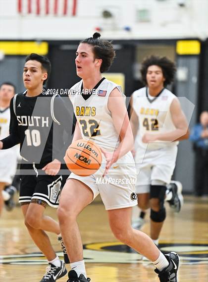 Thumbnail 2 in Pueblo South vs Green Mountain photogallery.
