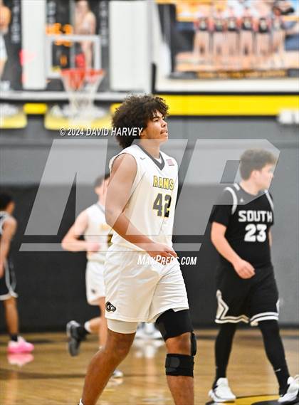 Thumbnail 1 in Pueblo South vs Green Mountain photogallery.