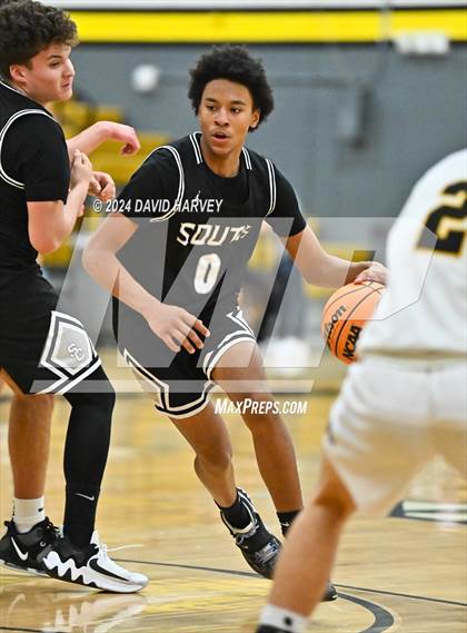 Thumbnail 3 in Pueblo South vs Green Mountain photogallery.