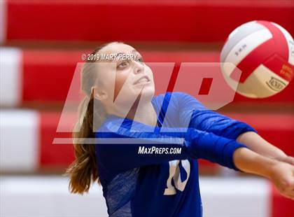 Thumbnail 3 in Lincoln @ Neshannock photogallery.