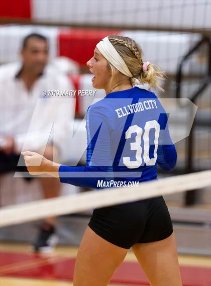 Thumbnail 3 in Lincoln @ Neshannock photogallery.