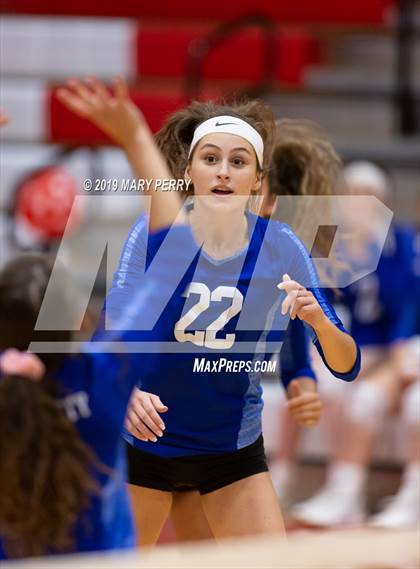Thumbnail 1 in Lincoln @ Neshannock photogallery.
