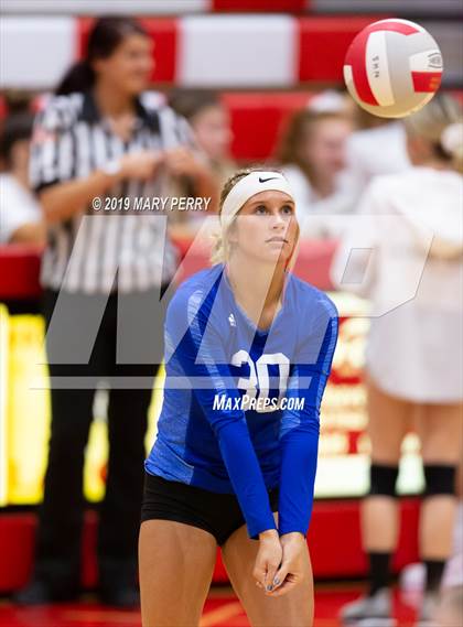 Thumbnail 1 in Lincoln @ Neshannock photogallery.