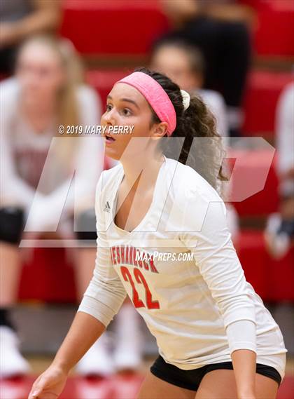 Thumbnail 1 in Lincoln @ Neshannock photogallery.