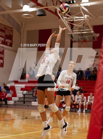 Thumbnail 1 in Lincoln @ Neshannock photogallery.