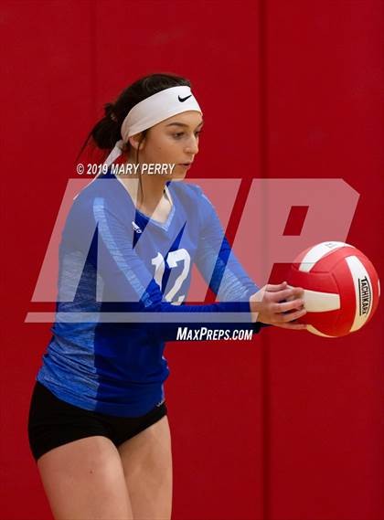 Thumbnail 1 in Lincoln @ Neshannock photogallery.