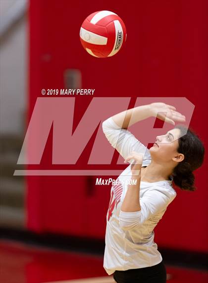Thumbnail 1 in Lincoln @ Neshannock photogallery.