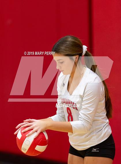 Thumbnail 2 in Lincoln @ Neshannock photogallery.
