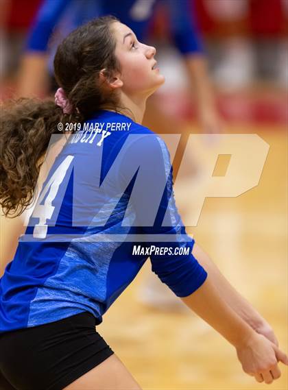 Thumbnail 2 in Lincoln @ Neshannock photogallery.