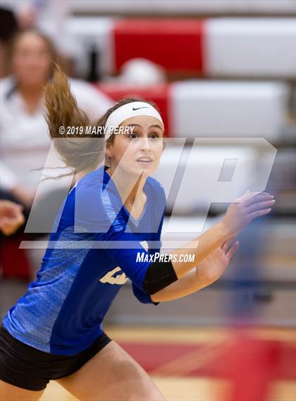Thumbnail 3 in Lincoln @ Neshannock photogallery.