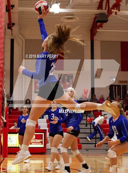 Thumbnail 3 in Lincoln @ Neshannock photogallery.