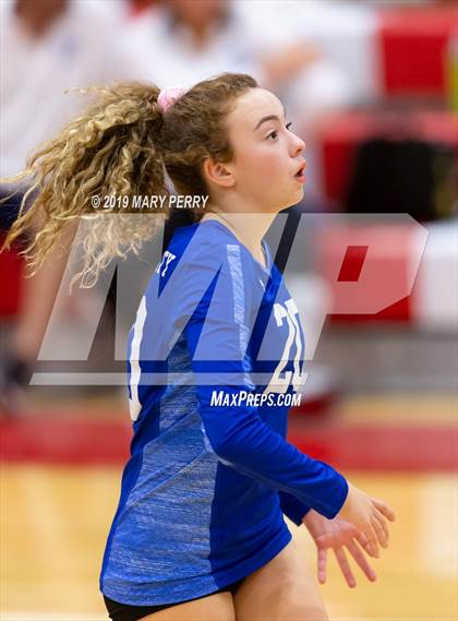 Thumbnail 3 in Lincoln @ Neshannock photogallery.
