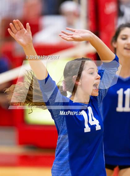 Thumbnail 1 in Lincoln @ Neshannock photogallery.