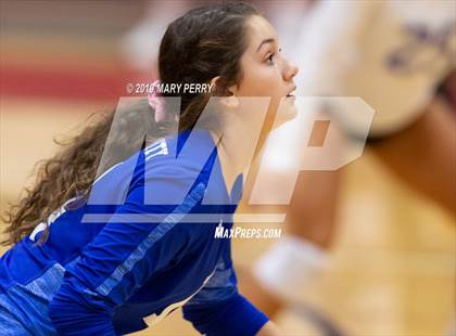 Thumbnail 1 in Lincoln @ Neshannock photogallery.