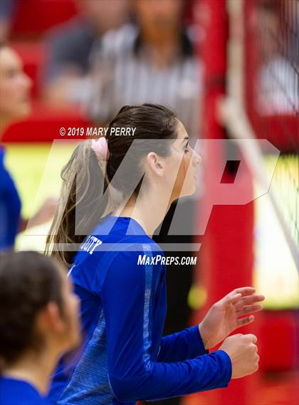 Thumbnail 2 in Lincoln @ Neshannock photogallery.