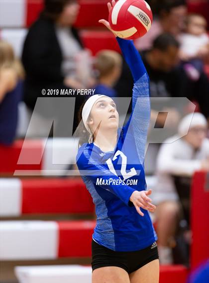 Thumbnail 3 in Lincoln @ Neshannock photogallery.