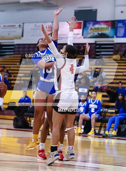 Thumbnail 3 in Westchester vs Crenshaw (CIF LACS Open Division Semifinal) photogallery.