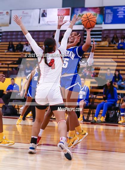 Thumbnail 2 in Westchester vs Crenshaw (CIF LACS Open Division Semifinal) photogallery.