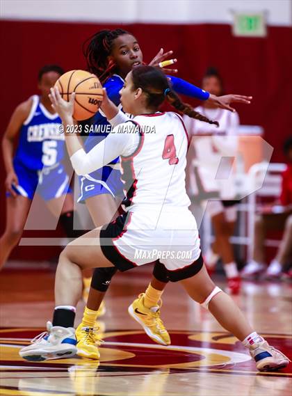 Thumbnail 2 in Westchester vs Crenshaw (CIF LACS Open Division Semifinal) photogallery.