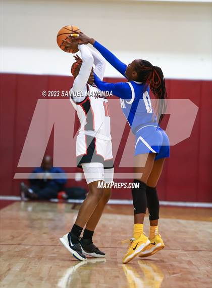 Thumbnail 3 in Westchester vs Crenshaw (CIF LACS Open Division Semifinal) photogallery.