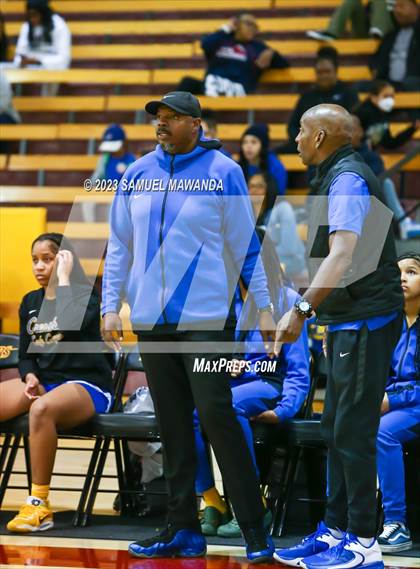 Thumbnail 2 in Westchester vs Crenshaw (CIF LACS Open Division Semifinal) photogallery.
