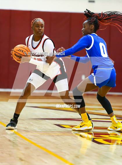 Thumbnail 2 in Westchester vs Crenshaw (CIF LACS Open Division Semifinal) photogallery.