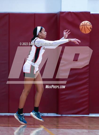 Thumbnail 3 in Westchester vs Crenshaw (CIF LACS Open Division Semifinal) photogallery.