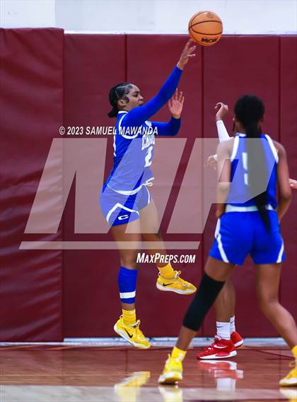 Thumbnail 2 in Westchester vs Crenshaw (CIF LACS Open Division Semifinal) photogallery.
