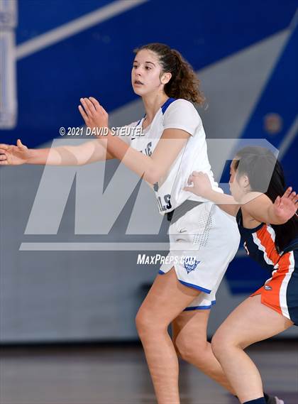 Thumbnail 2 in Cosumnes Oaks vs. Davis (Folsom-Vista Classic) photogallery.