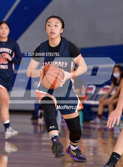 Thumbnail 1 in Cosumnes Oaks vs. Davis (Folsom-Vista Classic) photogallery.