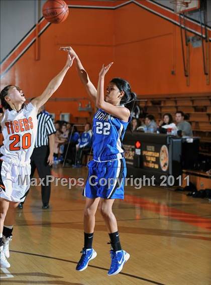 Thumbnail 2 in South Pasadena vs. Burbank (San Gabriel Valley Classic) photogallery.