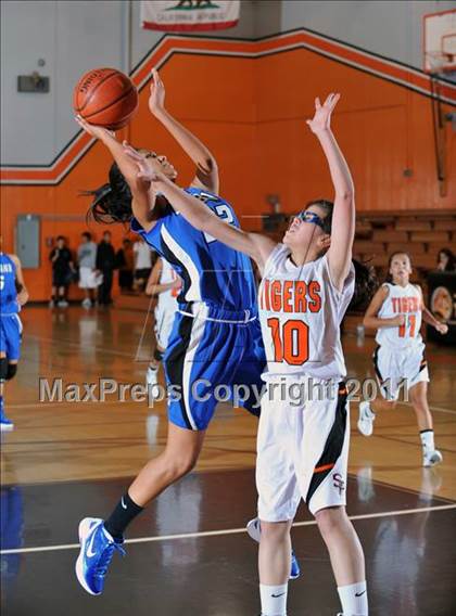 Thumbnail 1 in South Pasadena vs. Burbank (San Gabriel Valley Classic) photogallery.