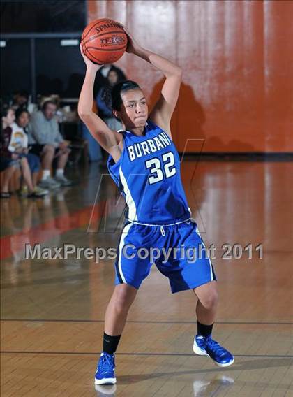 Thumbnail 1 in South Pasadena vs. Burbank (San Gabriel Valley Classic) photogallery.