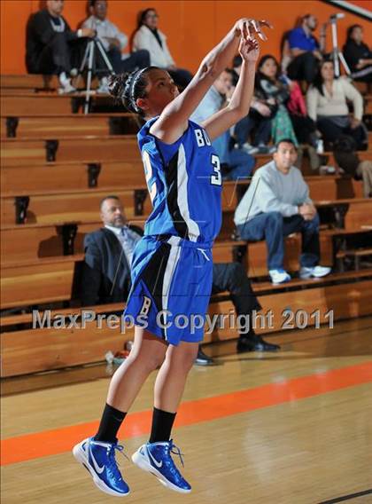 Thumbnail 2 in South Pasadena vs. Burbank (San Gabriel Valley Classic) photogallery.