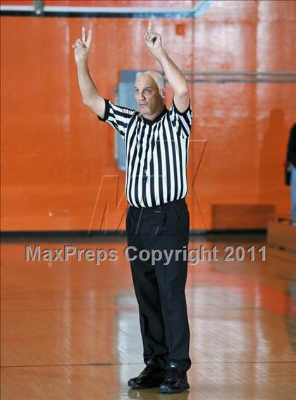 Thumbnail 1 in South Pasadena vs. Burbank (San Gabriel Valley Classic) photogallery.
