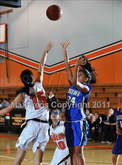 Thumbnail 1 in South Pasadena vs. Burbank (San Gabriel Valley Classic) photogallery.