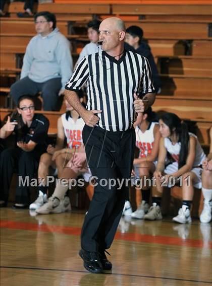 Thumbnail 3 in South Pasadena vs. Burbank (San Gabriel Valley Classic) photogallery.
