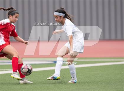Thumbnail 3 in  Lee [Robert E.] vs Bowie (SAISD Tournament) photogallery.