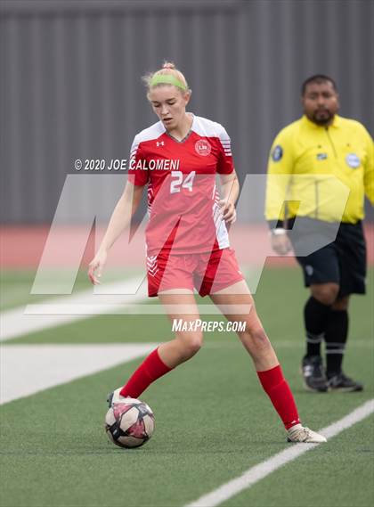 Thumbnail 2 in  Lee [Robert E.] vs Bowie (SAISD Tournament) photogallery.