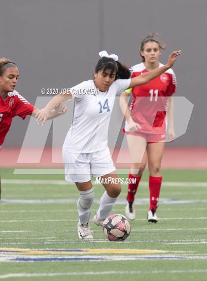 Thumbnail 3 in  Lee [Robert E.] vs Bowie (SAISD Tournament) photogallery.