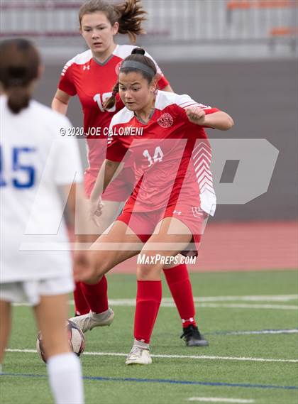 Thumbnail 1 in  Lee [Robert E.] vs Bowie (SAISD Tournament) photogallery.